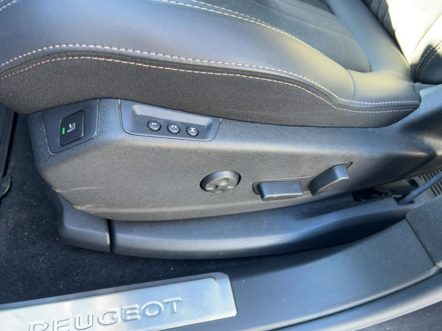 PEUGEOT 5008 GT Pack, PureTech, SHZ