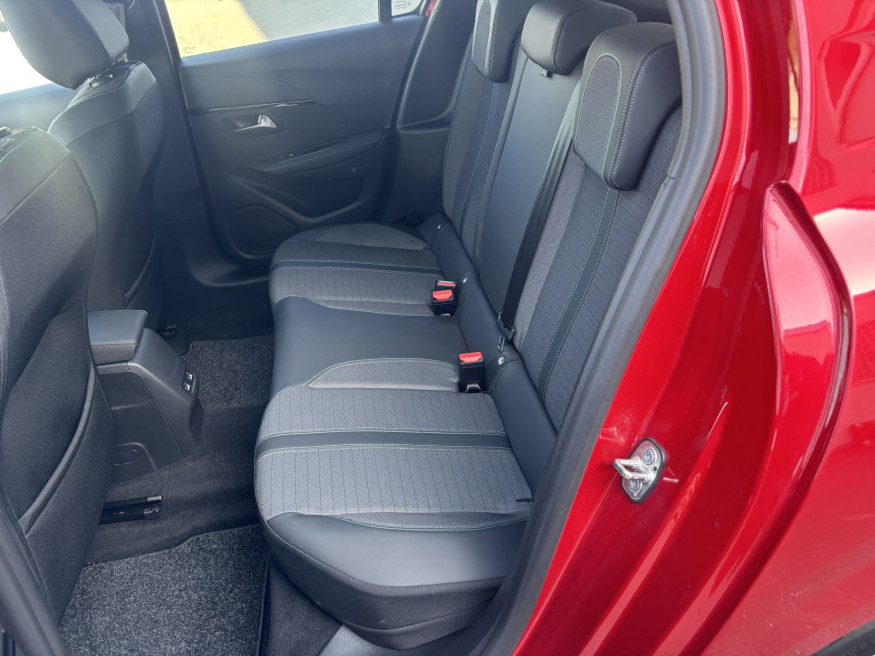 PEUGEOT 208 Allure Pure Tech 100 EAT8