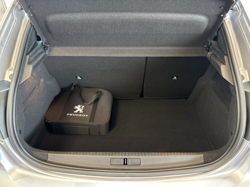 PEUGEOT 208 Active Pack Elektro 136