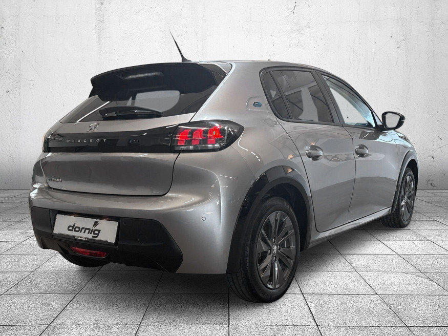 PEUGEOT 208 Active Pack Elektro 136