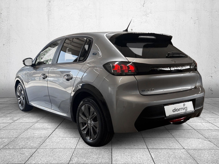 PEUGEOT 208 Active Pack Elektro 136