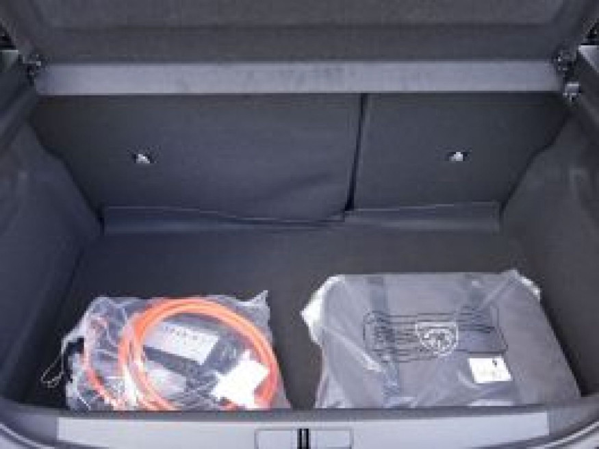 PEUGEOT 208 ActivePack