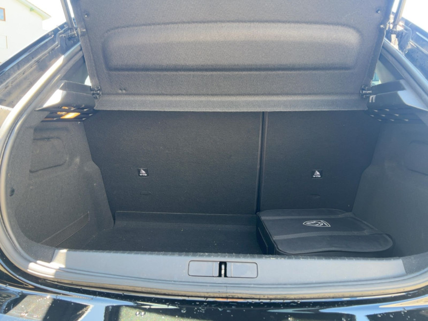 PEUGEOT 208 Active Pack Elektro 136