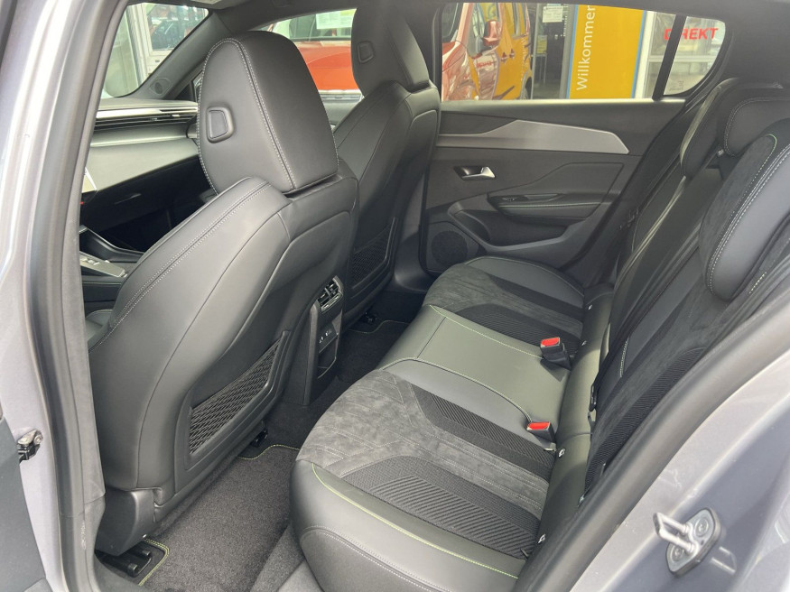 PEUGEOT 308 GT BlueHDi 130 EAT8 SHZ, NAV