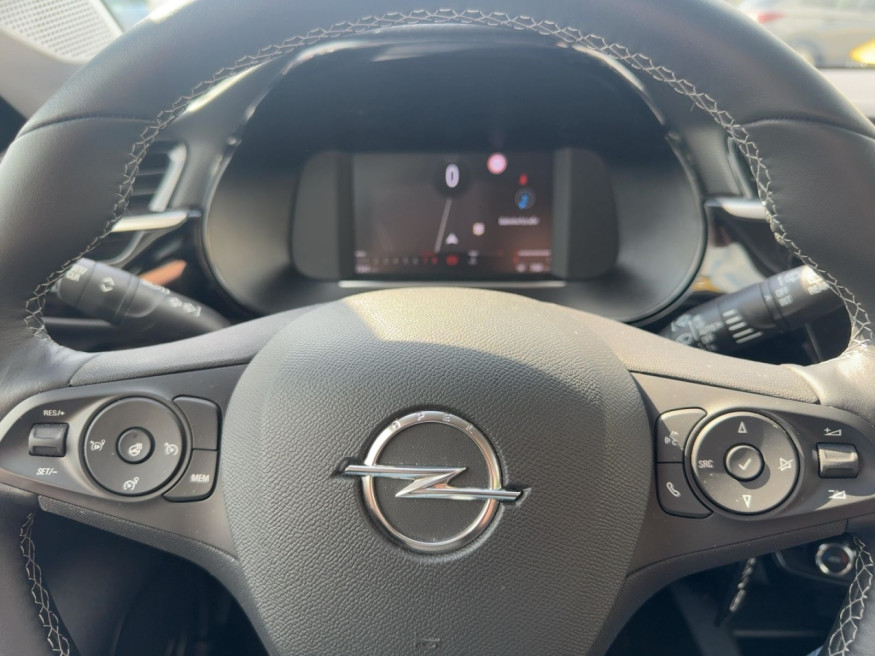 OPEL Corsa Elegance 1.2, SHZ,Park&Go Plus