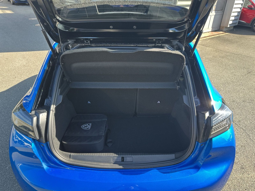 PEUGEOT 208 GT Elektro 156