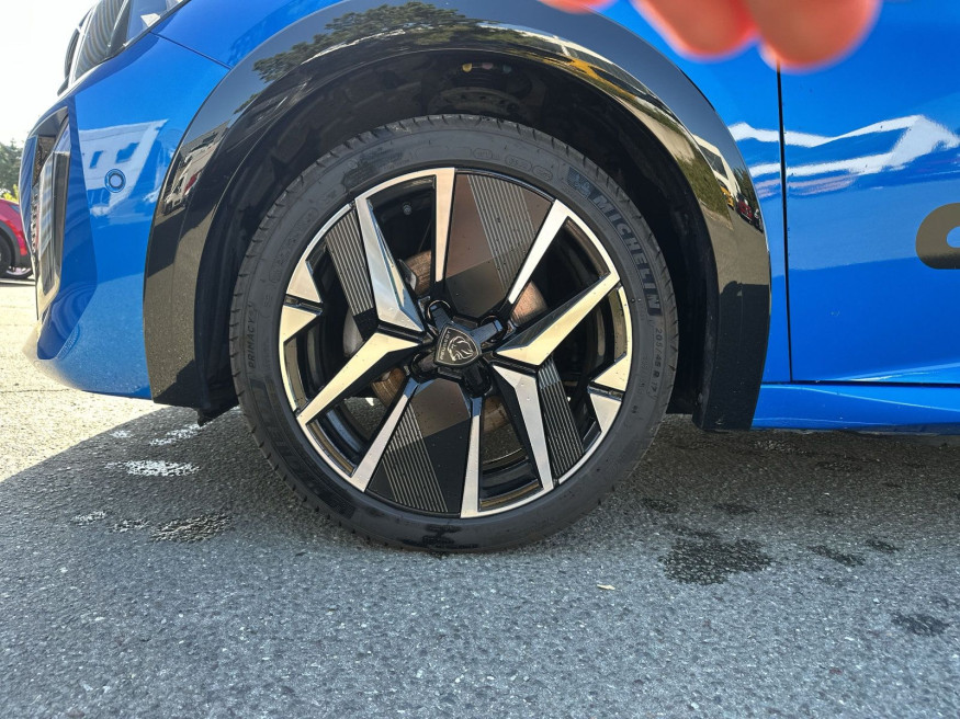 PEUGEOT 208 GT Elektro 156