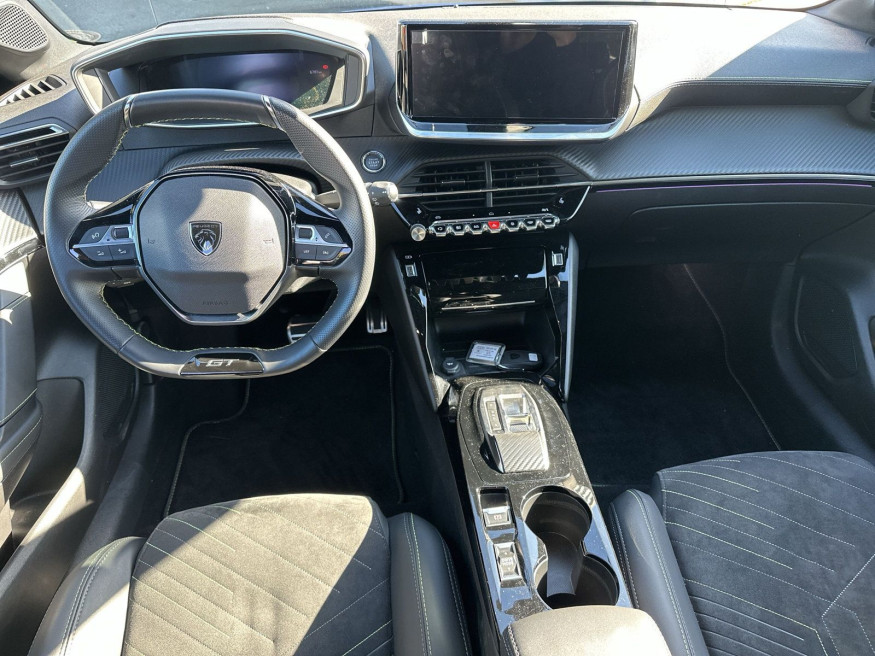 PEUGEOT 208 GT Elektro 156