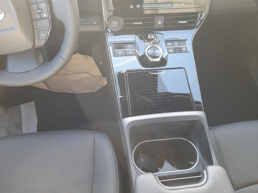 SUBARU Solterra Platinum plus 4WD