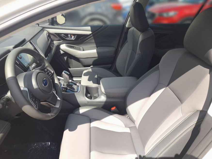 SUBARU Outback 2,5i Exclusive Cross 4x4