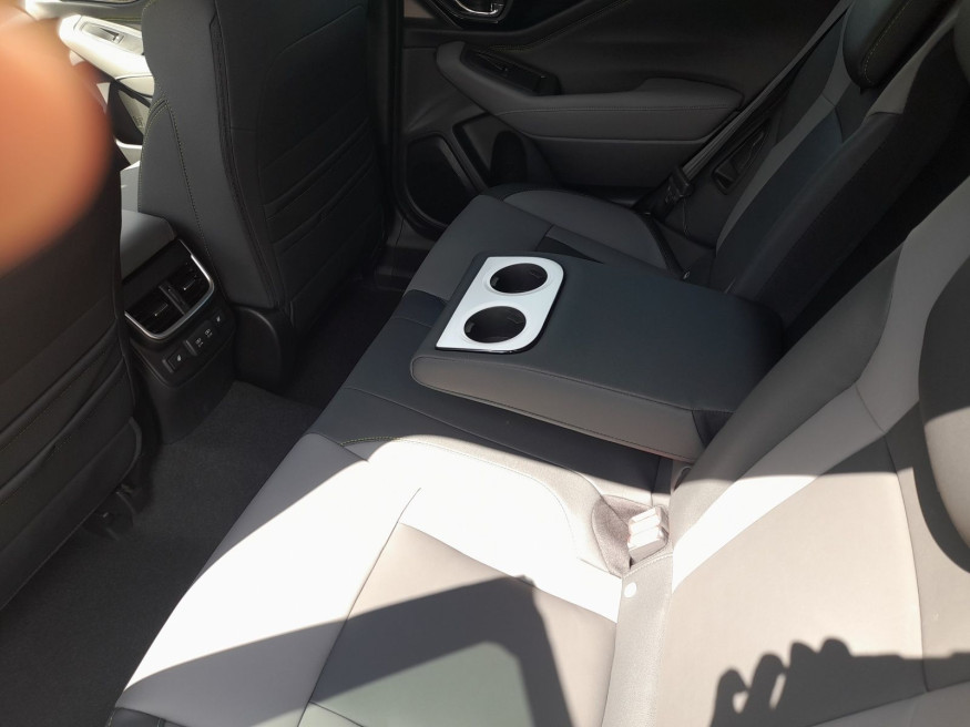 SUBARU Outback 2,5i Exclusive Cross 4x4