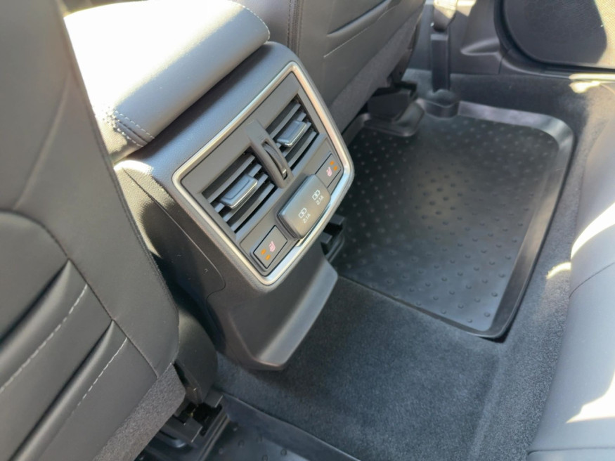 SUBARU Forester Platinum