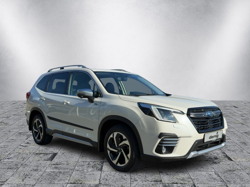 SUBARU Forester Platinum