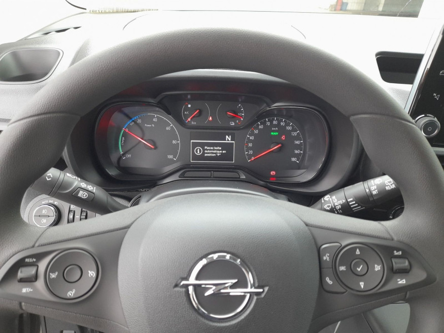 OPEL Combo DoKa FlexSpace WI-Paket