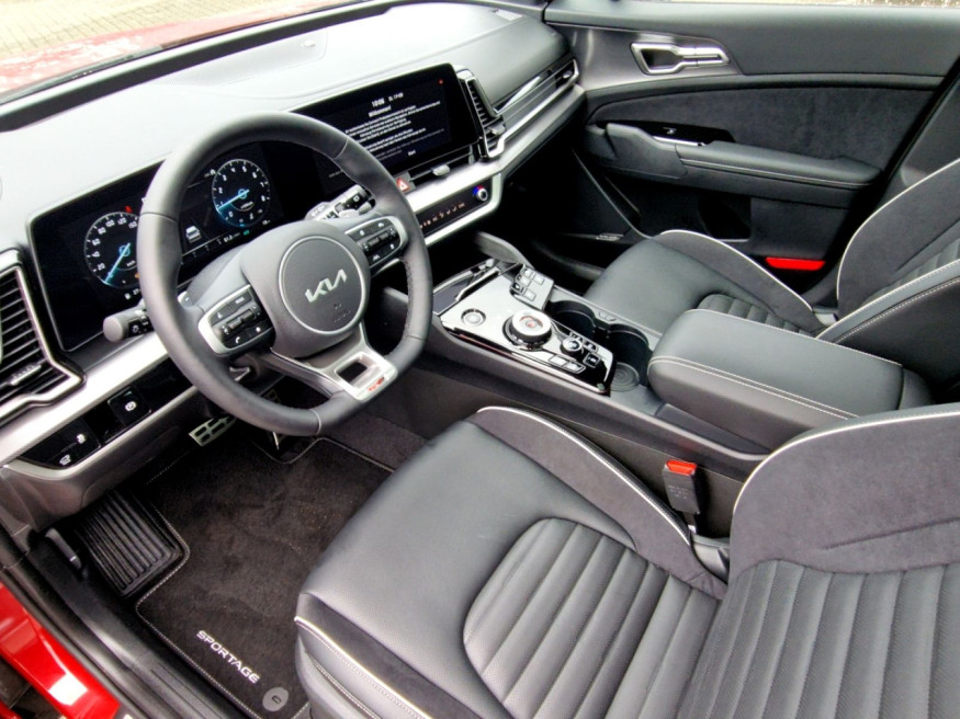 KIA Sportage 1.6T-GDi 48V GT-Line AWD DCT7