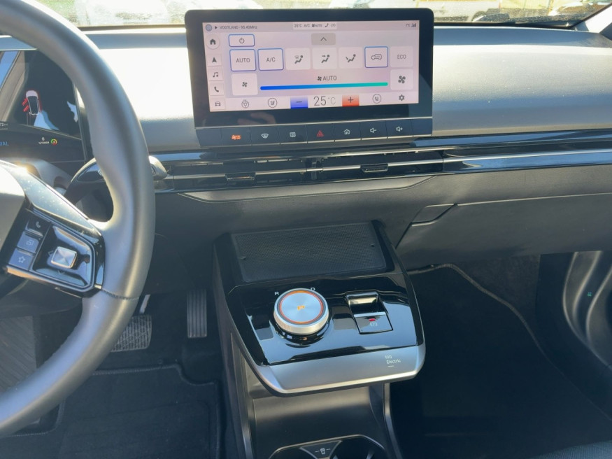 MG 4 Luxury, LED, SHZ