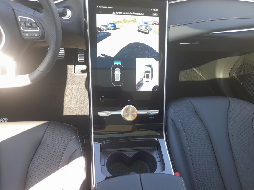 MG Marvel R AT Luxury