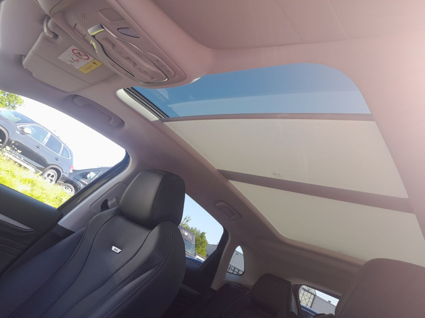 MG Marvel R AT Luxury