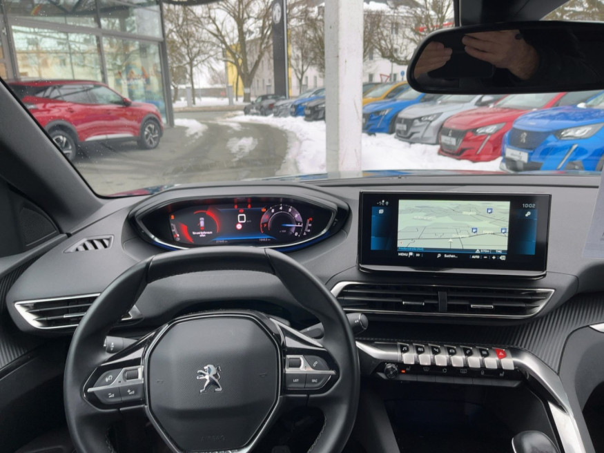 PEUGEOT 3008 Allure, PureTech, SHZ, LED