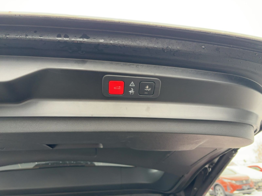 PEUGEOT 5008 GT LED, SHZ, Kamera