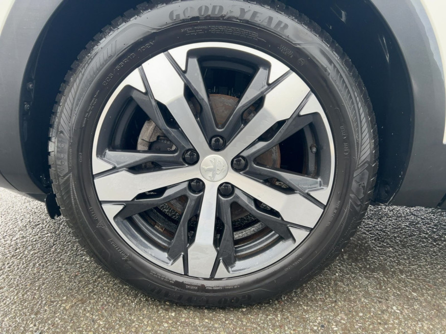 PEUGEOT 3008 Allure Pack,PureTech, SHZ, LED