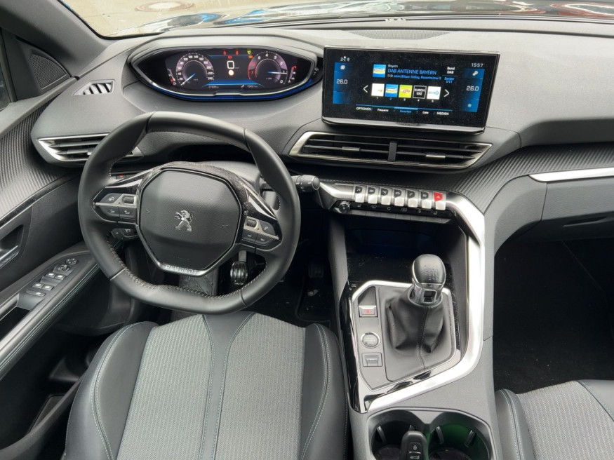 PEUGEOT 5008 Allure Pack, PureTech, SHZ