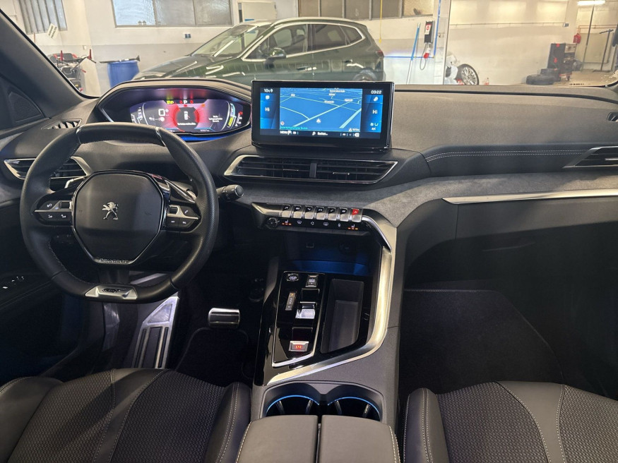 PEUGEOT 3008 GT Hybrid 136 e-DSC6