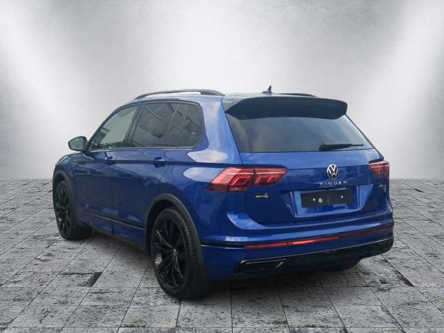 VW Tiguan R-Line