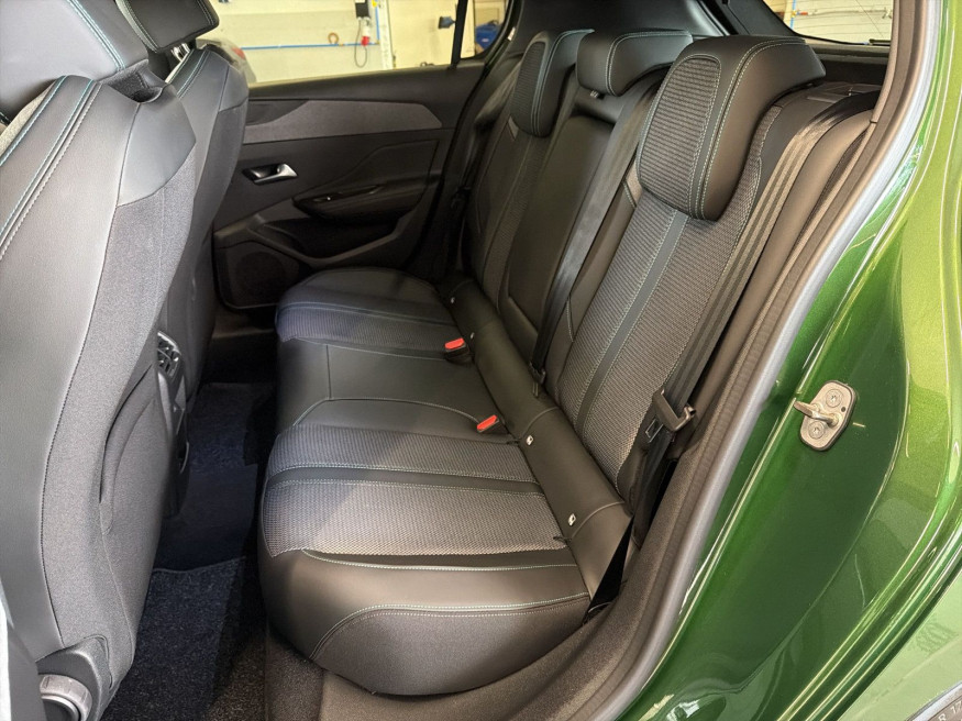 PEUGEOT 308 Allure PureTech, LED, SHZ