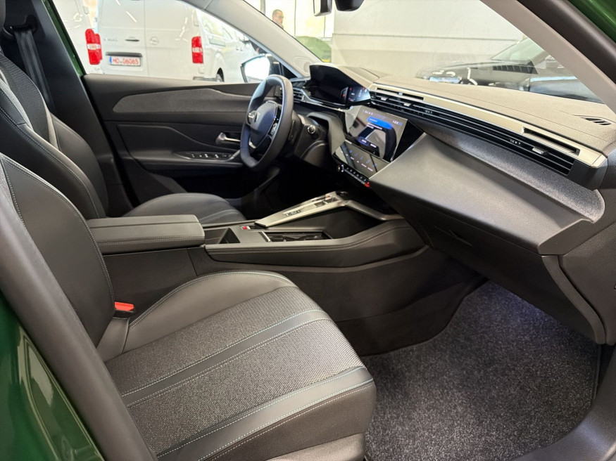 PEUGEOT 308 Allure PureTech, LED, SHZ