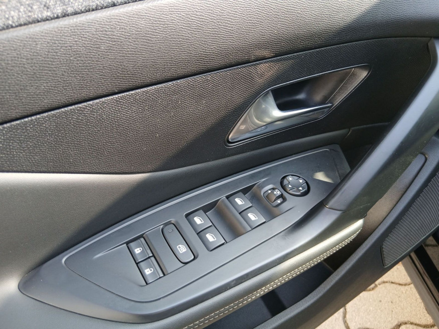 PEUGEOT 408 Allure Pack PT 130 EAT8