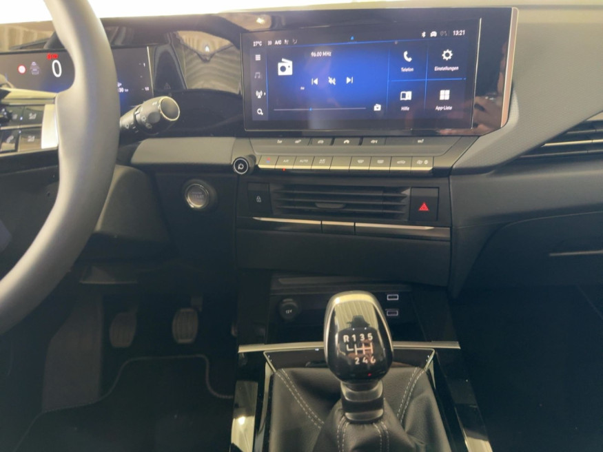 OPEL Astra ST Edit.,AHK,Kamera,SHZ,LED