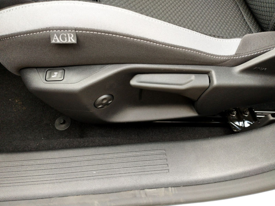 OPEL Astra ST Edition Komfort+Tech Pak.