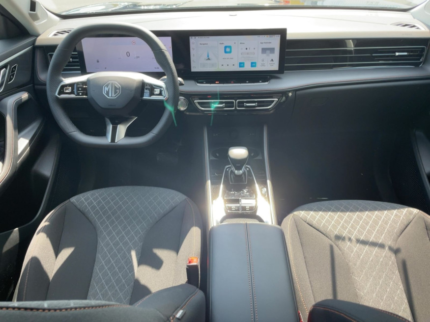 MG HS 1.5 Comfort AT MY24 *FP*