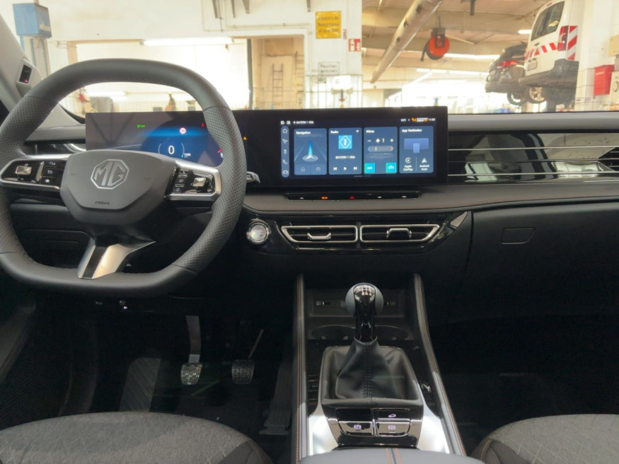 MG HS 1.5 Comfort MY24