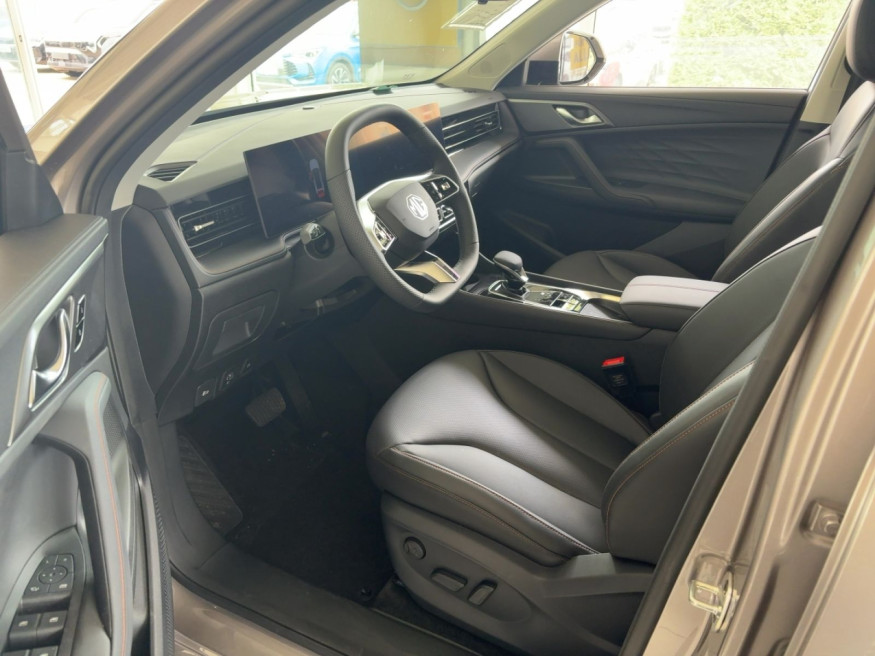 MG HS PHEV Luxury 1.5 MY24