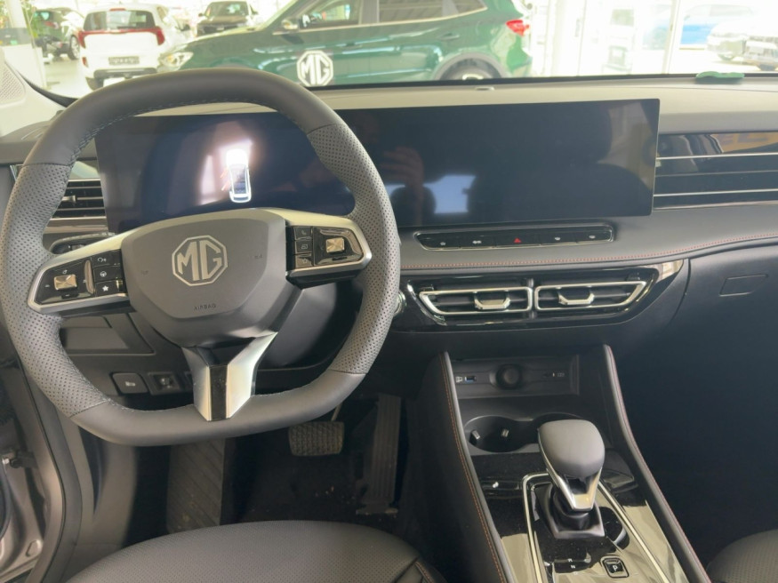 MG HS PHEV Luxury 1.5 MY24