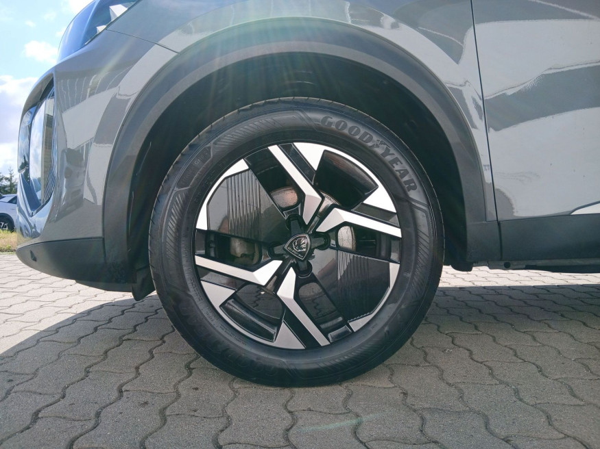 PEUGEOT 2008 GT PureTech 130 EAT8