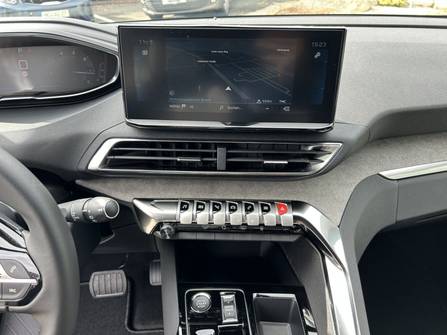 PEUGEOT 5008 Allure Pack B-HDi 130 EAT8