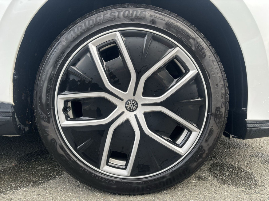 MG 4 64 kWH Luxury MY24