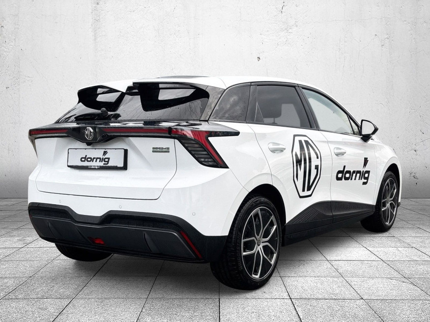 MG 4 64 kWH Luxury MY24