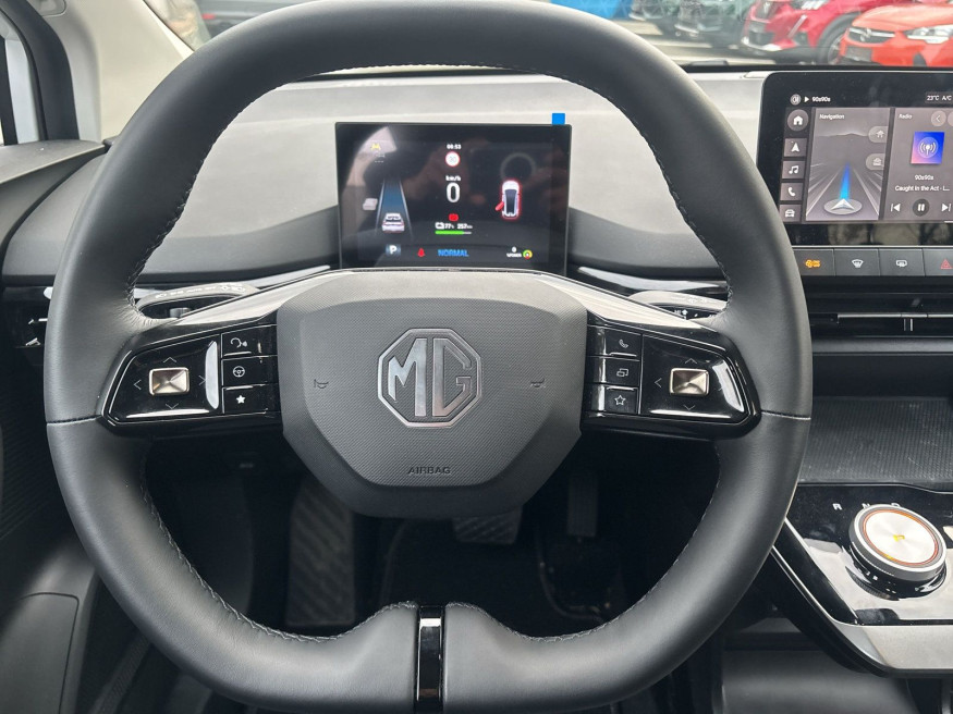 MG 4 64 kWH Luxury MY24