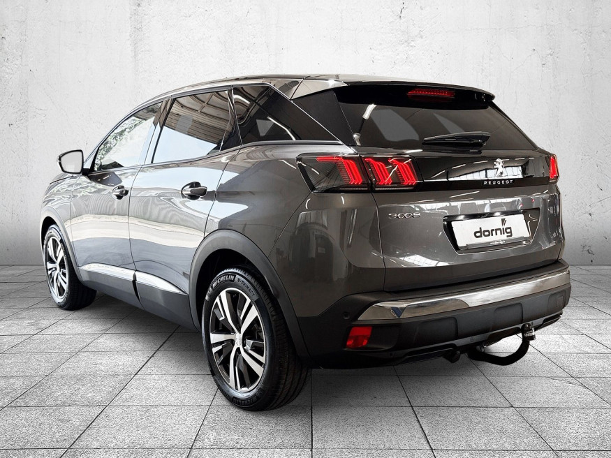 PEUGEOT 3008 AllurePack 130 EAT8