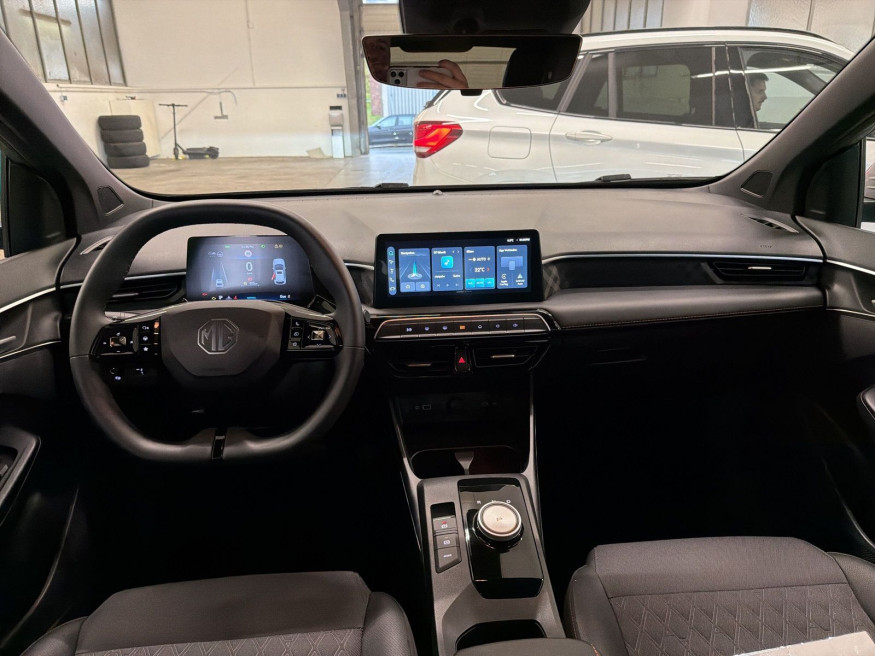 MG 3 Luxury, Kamera, SHZ, LED