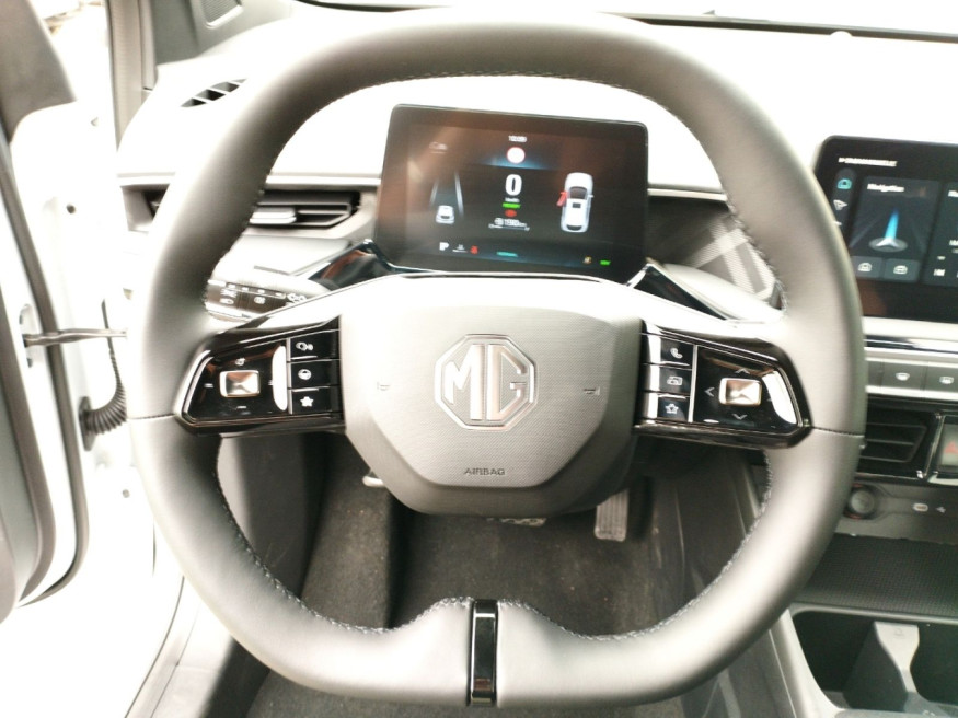 MG 3 Hybrid+ Luxury 1.5 *FP*