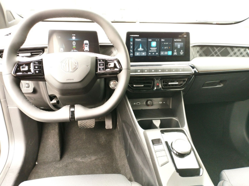MG 3 Hybrid+ Luxury 1.5 *FP*