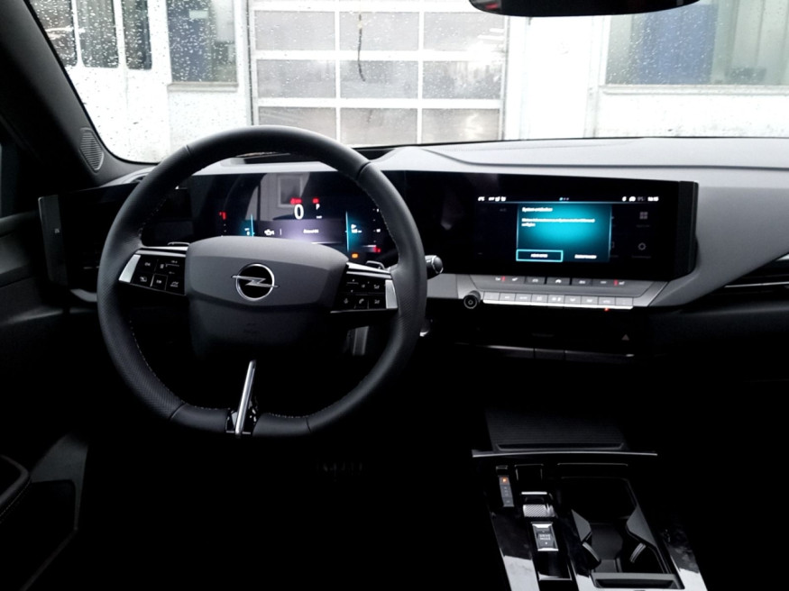 OPEL Astra GS, Navi, SHZ, LED