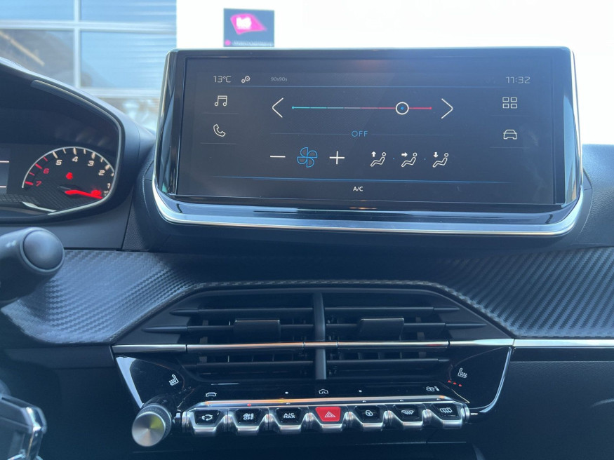 PEUGEOT 208 STYLE PureTech 100