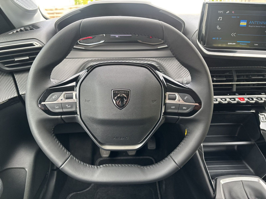 PEUGEOT 208 STYLE PureTech 100