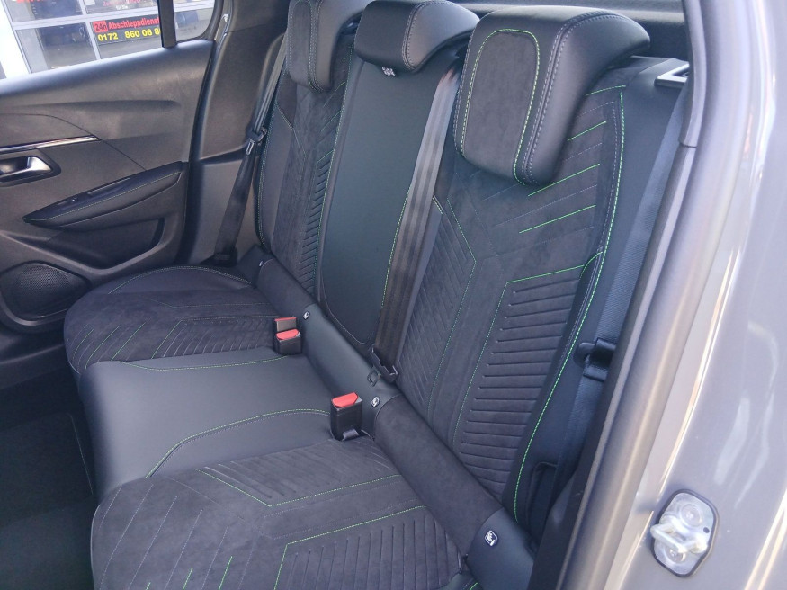 PEUGEOT 208 GT Hybrid 110